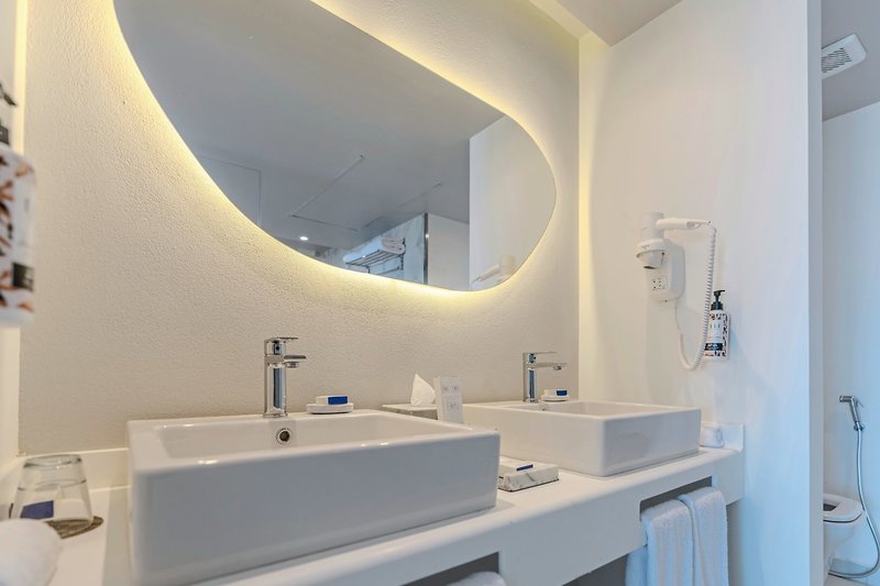 Magic Tulip Beach Resort & Spa 24