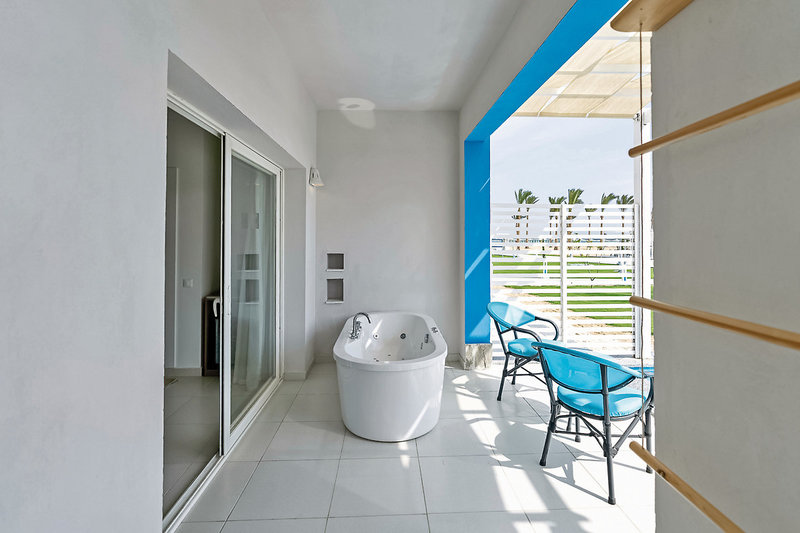 Magic Tulip Beach Resort & Spa 28