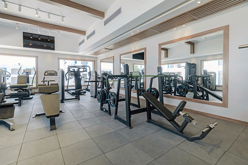 Magic Tulip Beach Resort & Spa 41