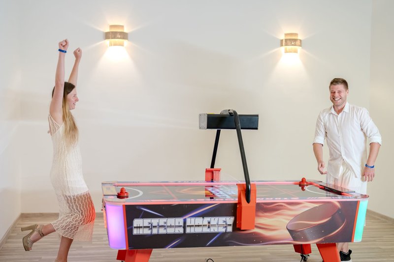 Magic Tulip Beach Resort & Spa 11