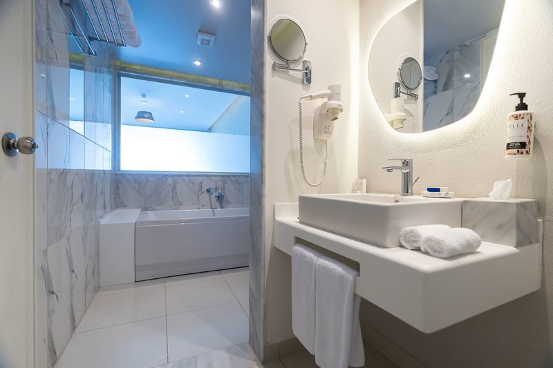 Magic Tulip Beach Resort & Spa 18