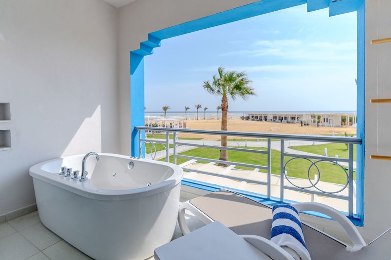 Magic Tulip Beach Resort & Spa 24