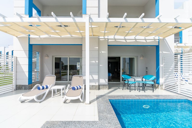 Magic Tulip Beach Resort & Spa 27