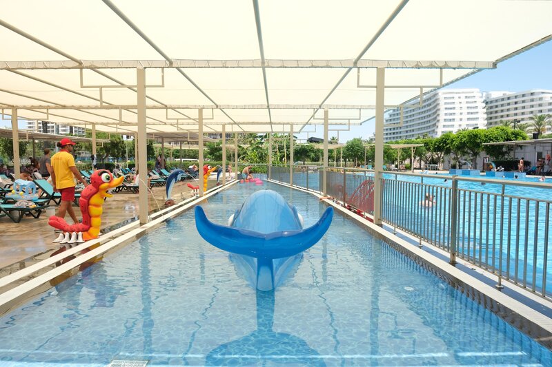 Nirvana Cosmopolitan 7