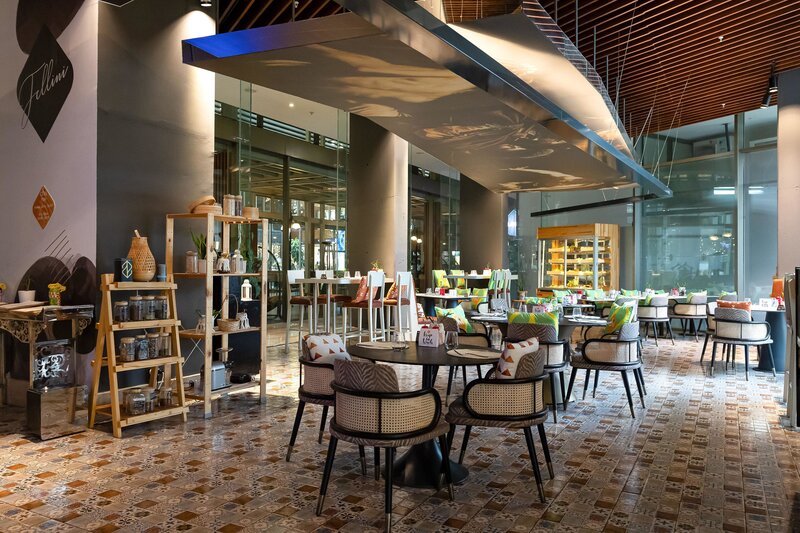 Nirvana Cosmopolitan 35