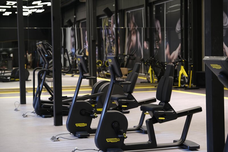 Nirvana Cosmopolitan 56