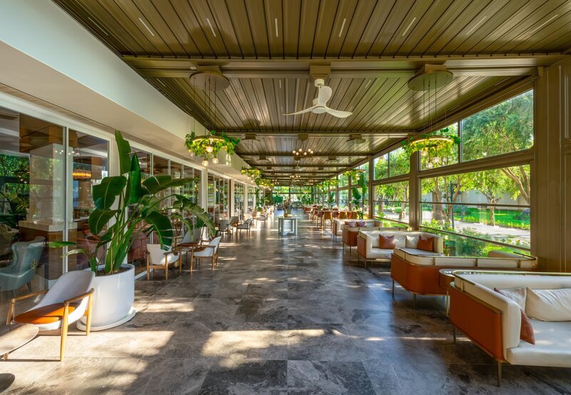 Nirvana Cosmopolitan 69