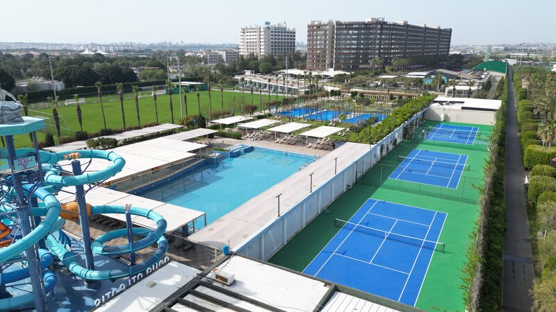 Nirvana Cosmopolitan 87