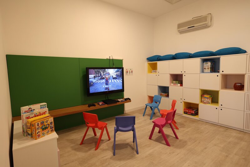 Nirvana Cosmopolitan 134