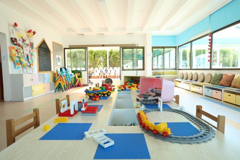 Nirvana Cosmopolitan 135