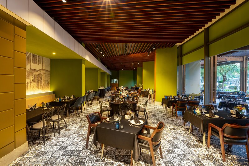 Nirvana Cosmopolitan 73