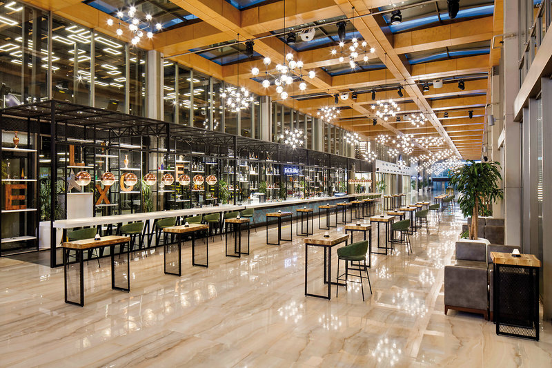 Nirvana Cosmopolitan 26