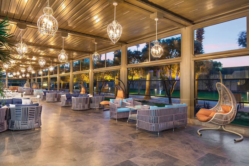 Nirvana Cosmopolitan 32