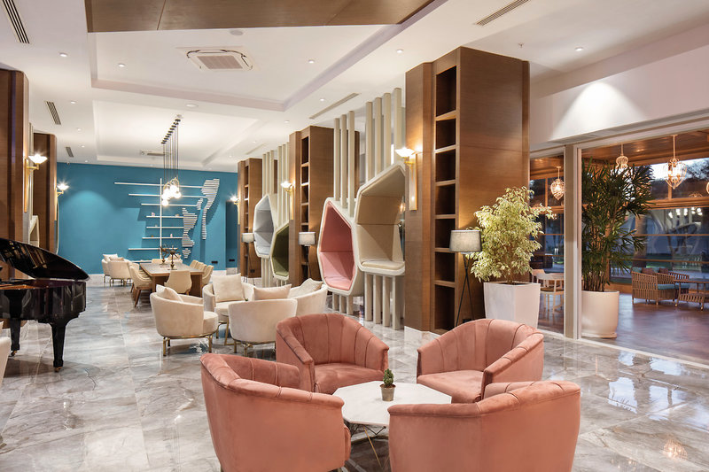 Nirvana Cosmopolitan 33