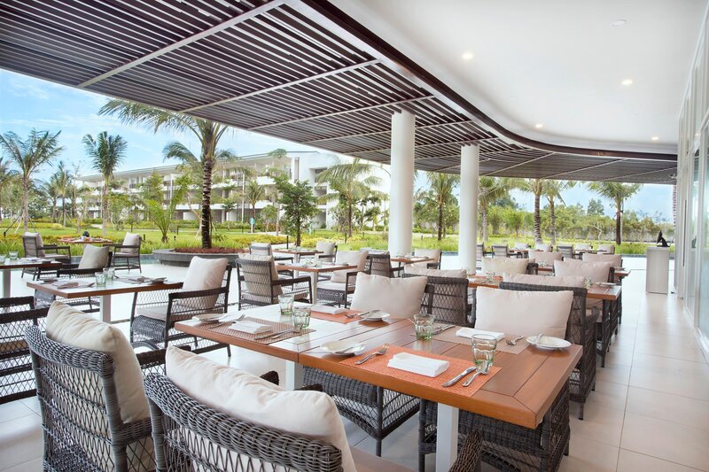 SOL by Melia Phu Quoc 38