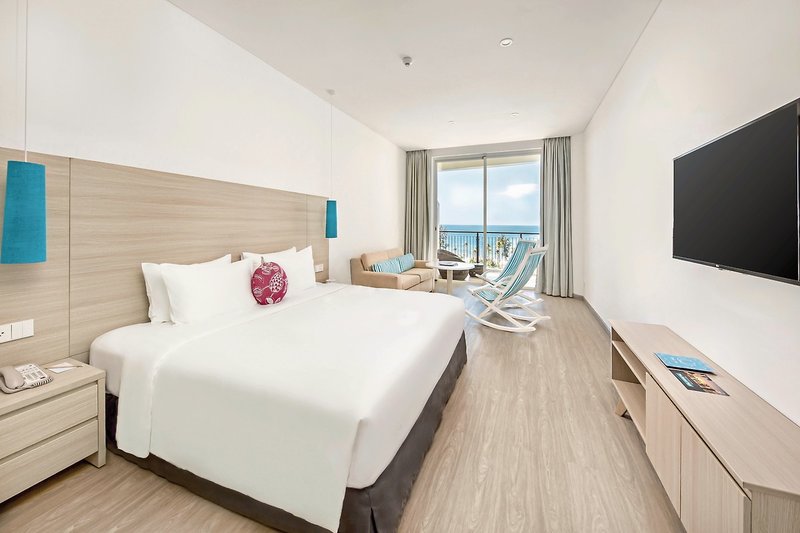 SOL by Melia Phu Quoc 32