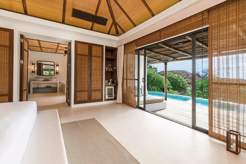 The Royal Sands - Koh Rong 17