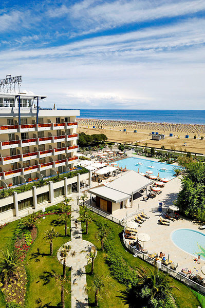 Bibione Palace Suite Hotel  5