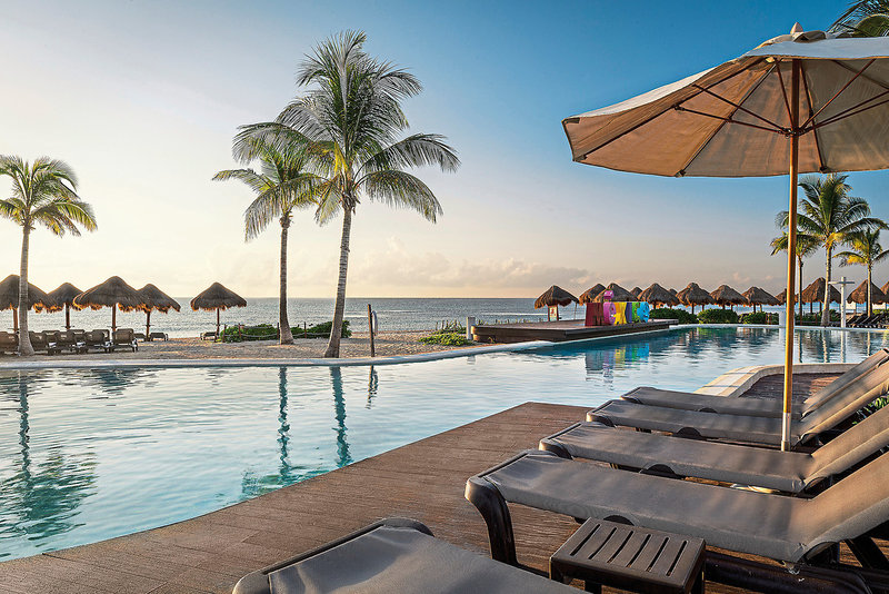 Ocean Riviera Paradise 12
