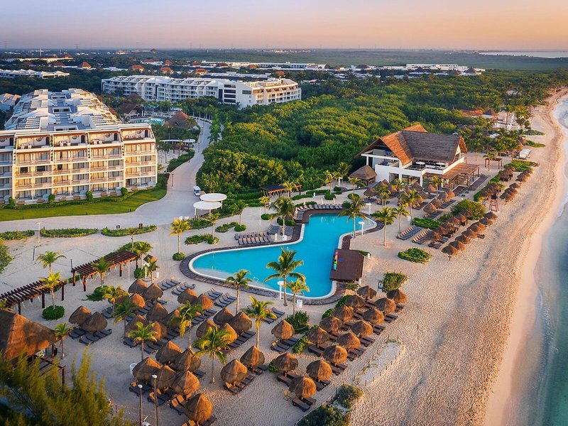 Ocean Riviera Paradise 1