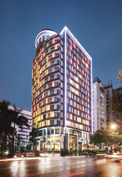 Novotel Suites Hanoi 8