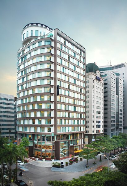 Novotel Suites Hanoi 9