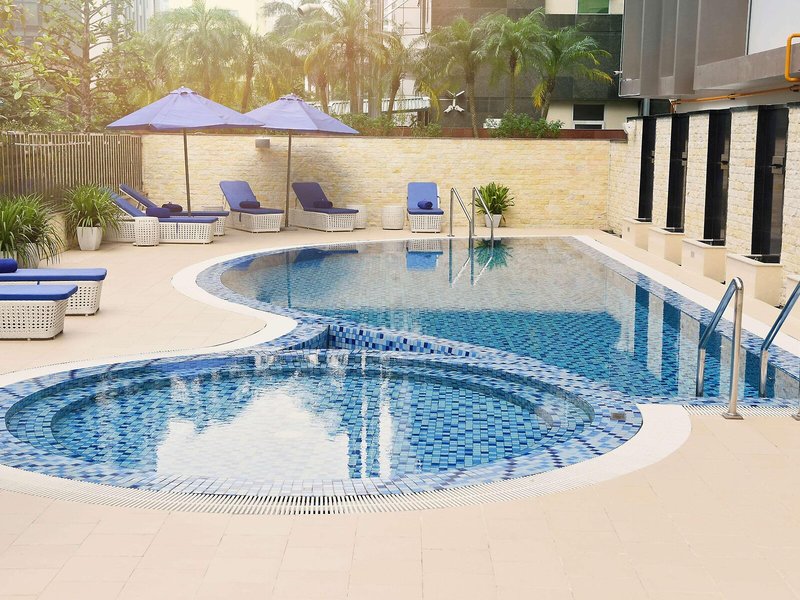 Novotel Suites Hanoi 14