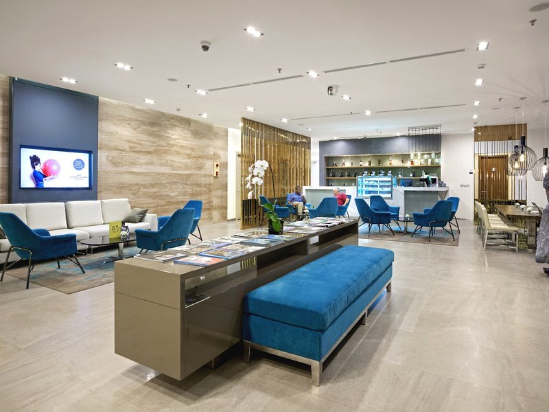 Novotel Suites Hanoi 16