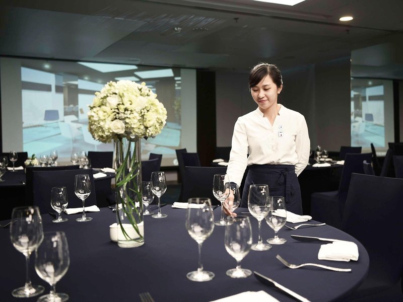 Novotel Suites Hanoi 24