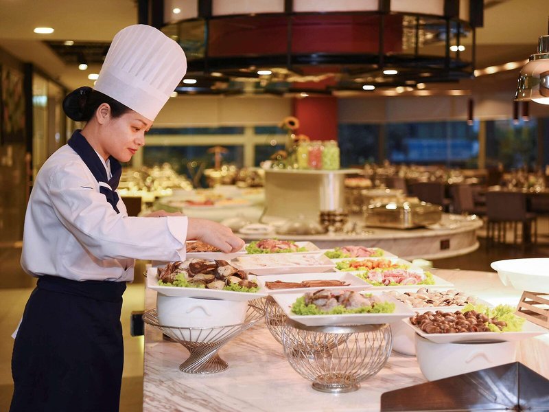 Novotel Suites Hanoi 33