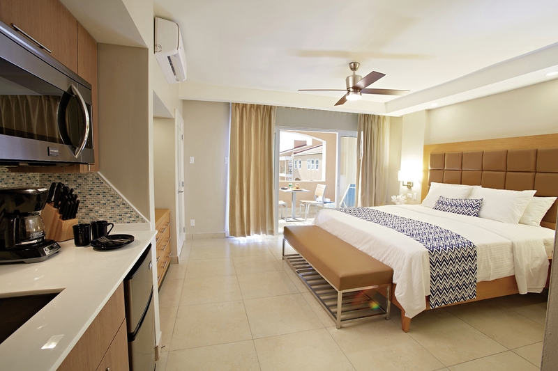 Divi Dutch Village Beach Resort 3