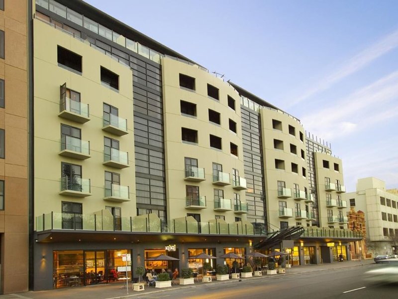 Mantra Hindmarsh Square 3