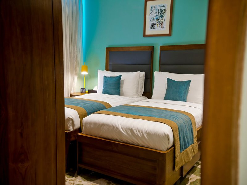Ocean Edge Suites & Hotel Colombo 20