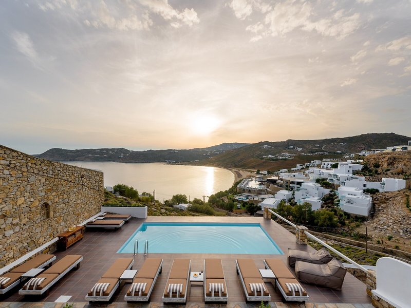 Cova Suites Mykonos 5