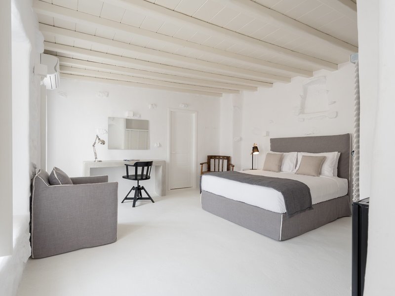 Cova Suites Mykonos 37