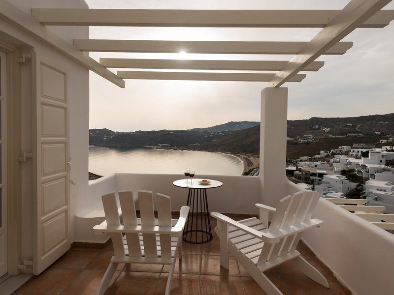 Cova Suites Mykonos 10