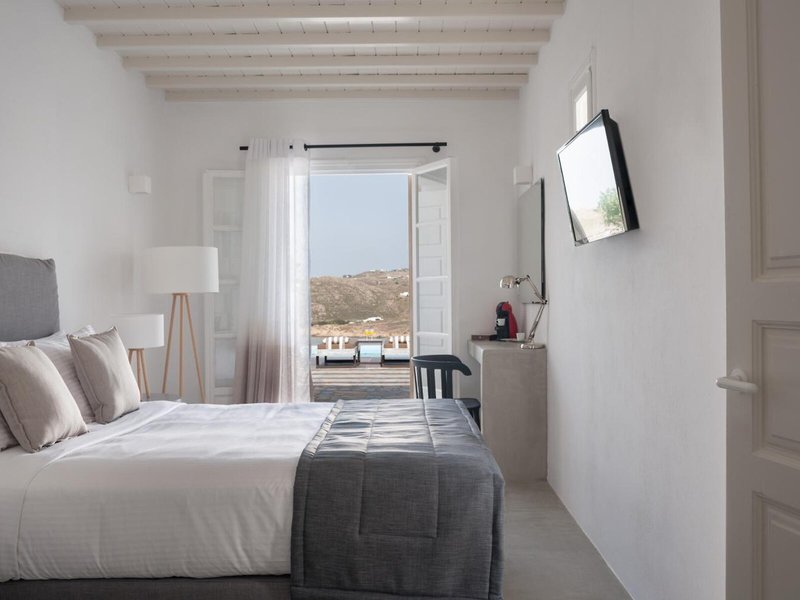 Cova Suites Mykonos 15
