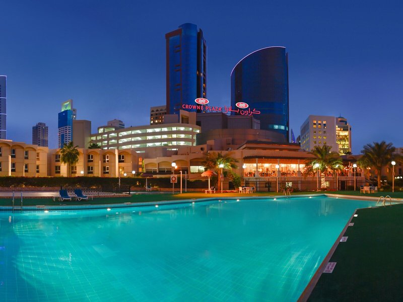 Crowne Plaza Bahrain 10