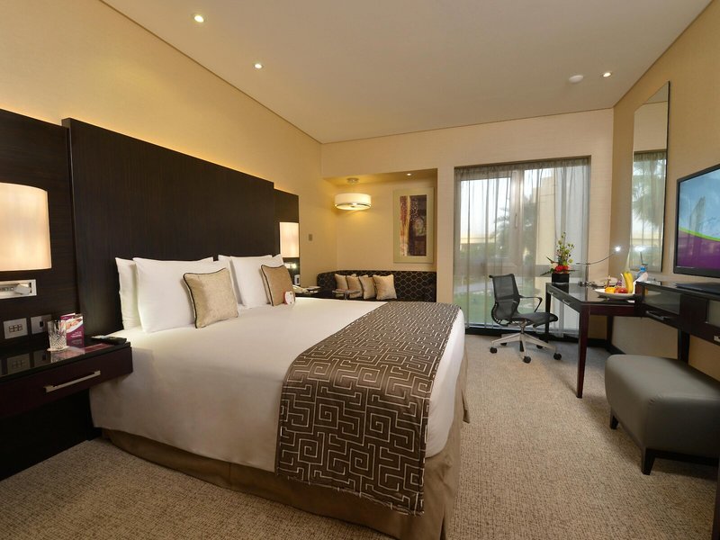 Crowne Plaza Bahrain 50
