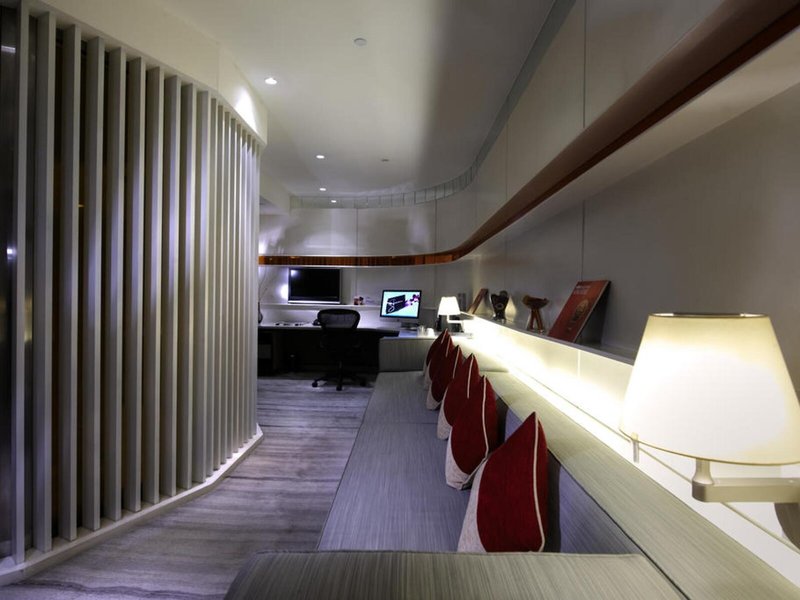 The Charterhouse Causeway Bay 14