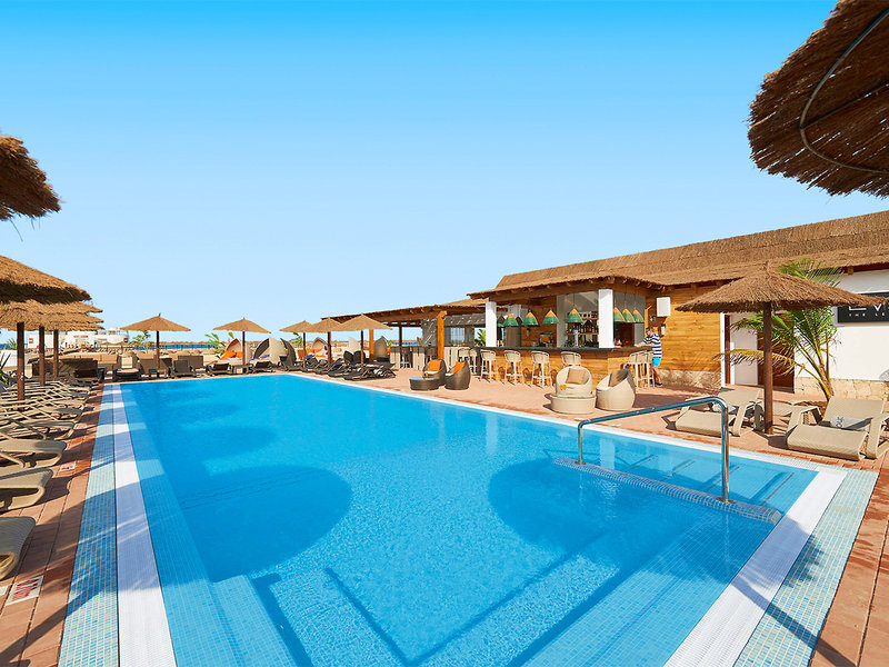Melia Llana Beach 13