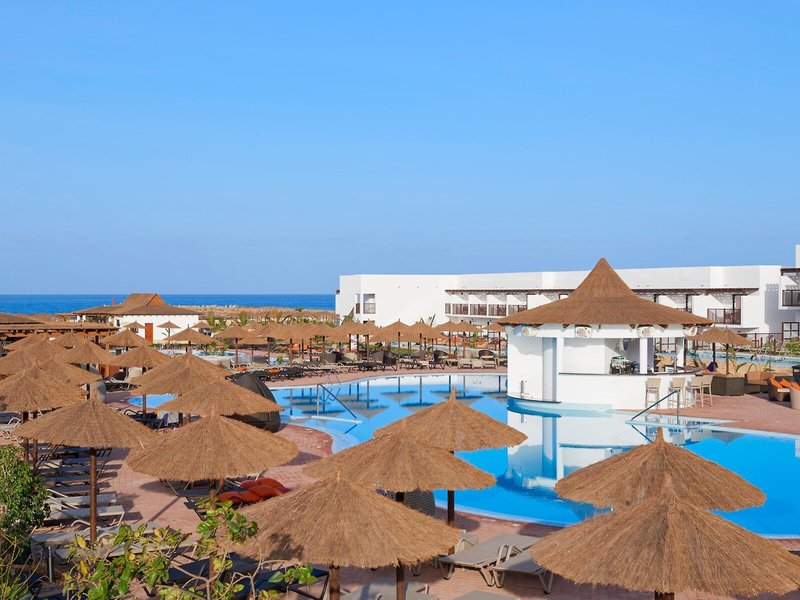 Melia Llana Beach 14