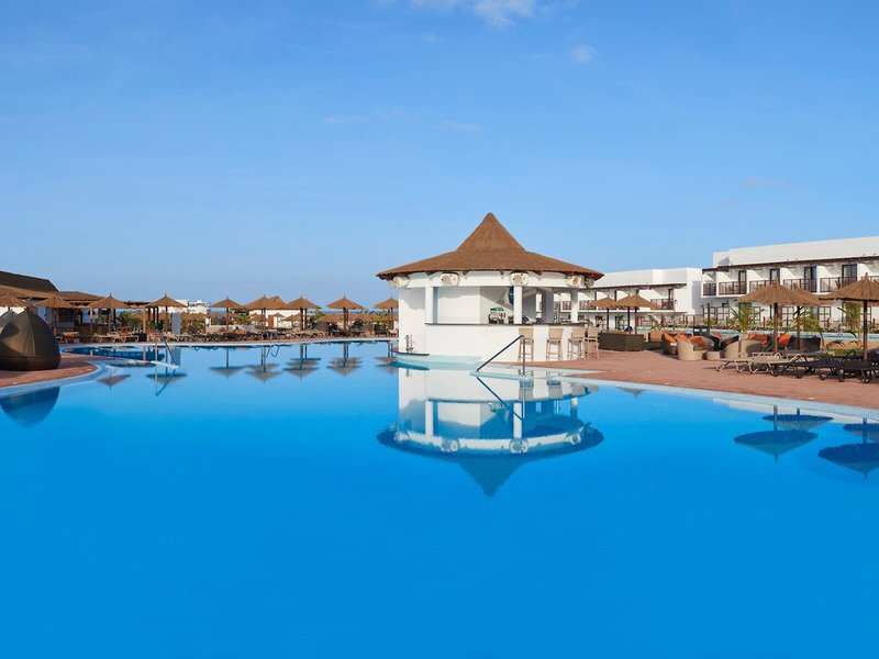 Melia Llana Beach 15