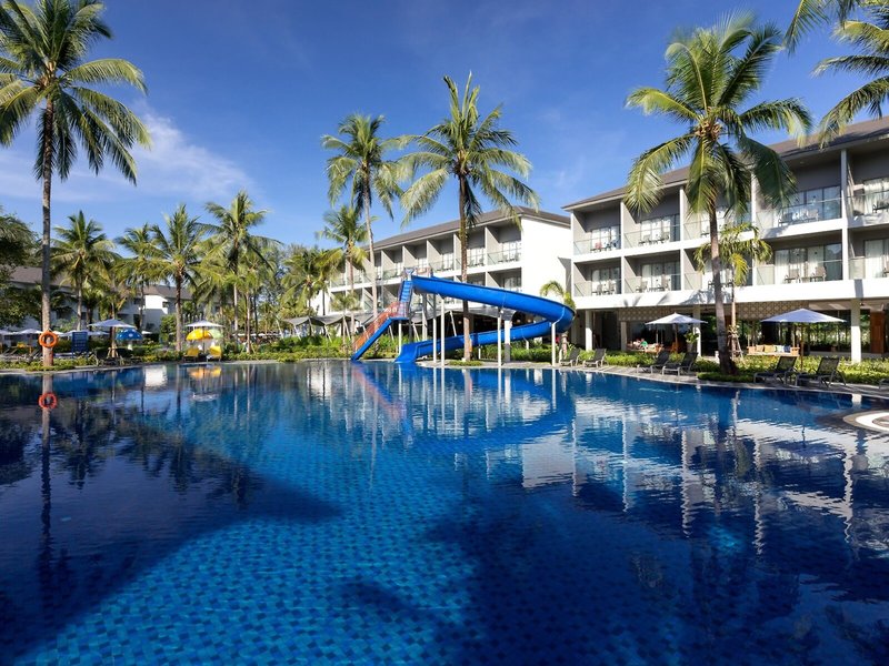 X10 Khaolak Resort 11