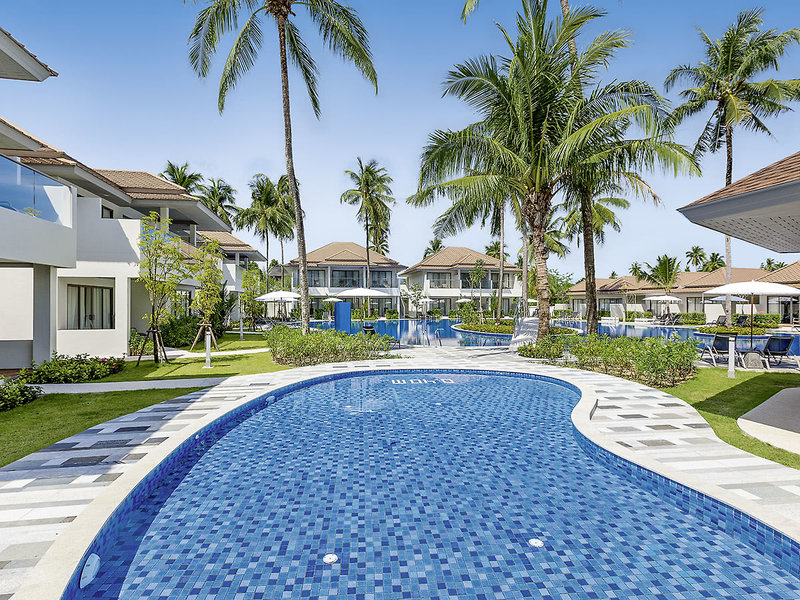 X10 Khaolak Resort 11