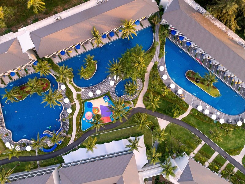 X10 Khaolak Resort 16