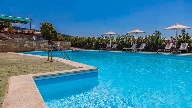 Aparthotel Niforos Studios 15 - Outdoor Pool