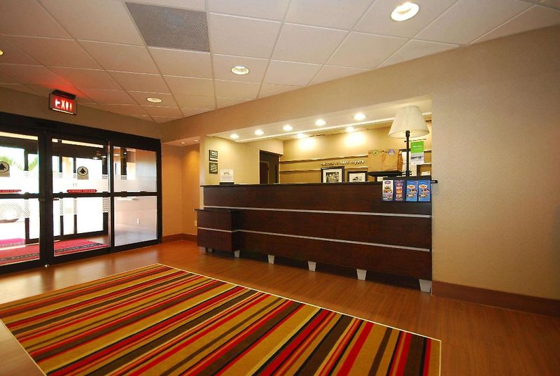 Hampton Inn Ft. Myers-Airport I-75