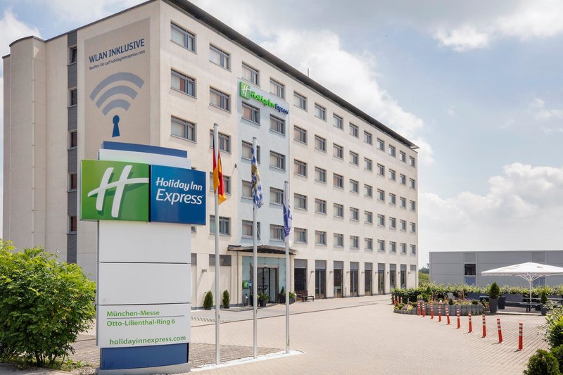 Holiday Inn Express München Messe 1 - Exterior
