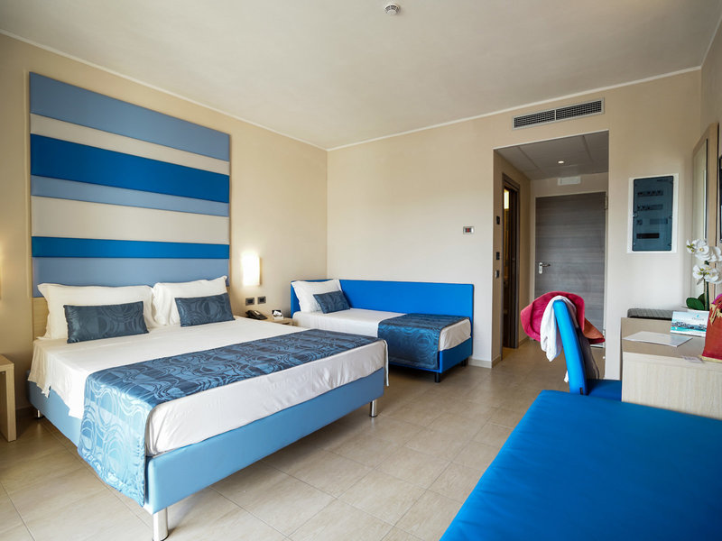 Danaide Resort 42